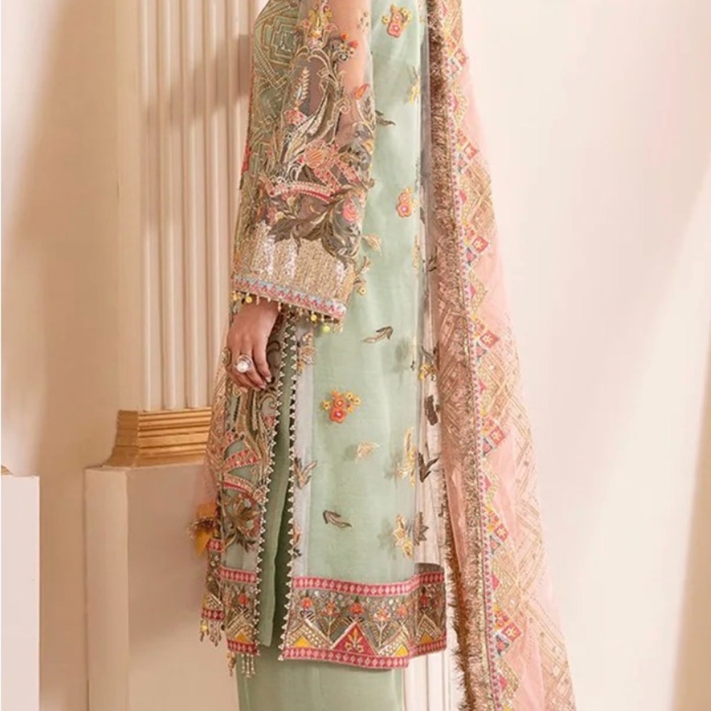 3 PC Elegant Embroidered Long Sleeve Dress - Picture 2 of 9